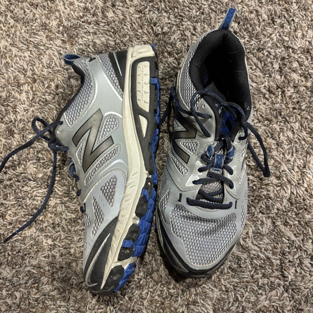 New Balance Gray and Blue Sneakers - Picture 4 of 6